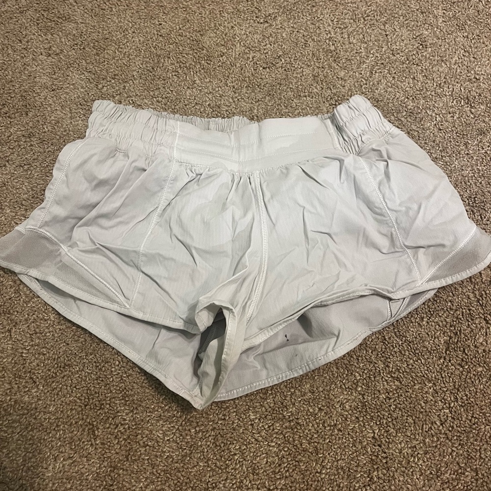 Lululemon hottie hot white size 4 worn